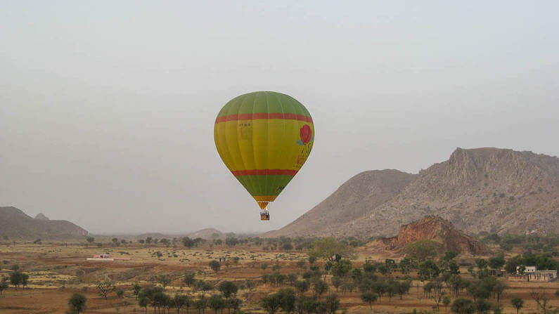 Hot Air Balloon: Up, Up and Away in Jaipur