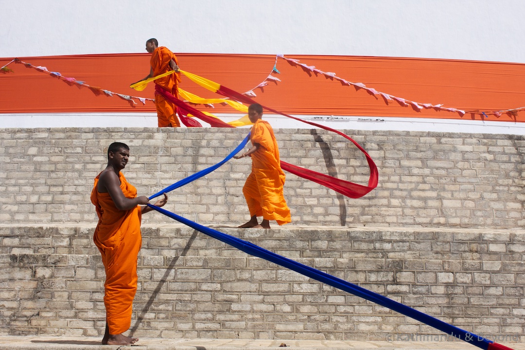 Ruvanvelisaya Dagoba Anuradhapura Sri Lanka | Travel Photography