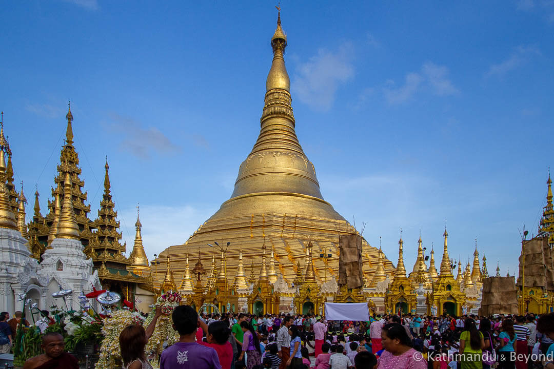 Shwedagon Pagada Yangon Burma (Myanmar) 24