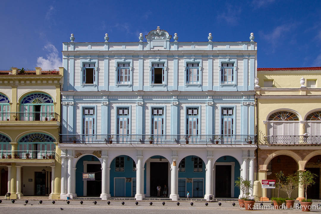 Plaza Vieja Old Havana Cuba (5)