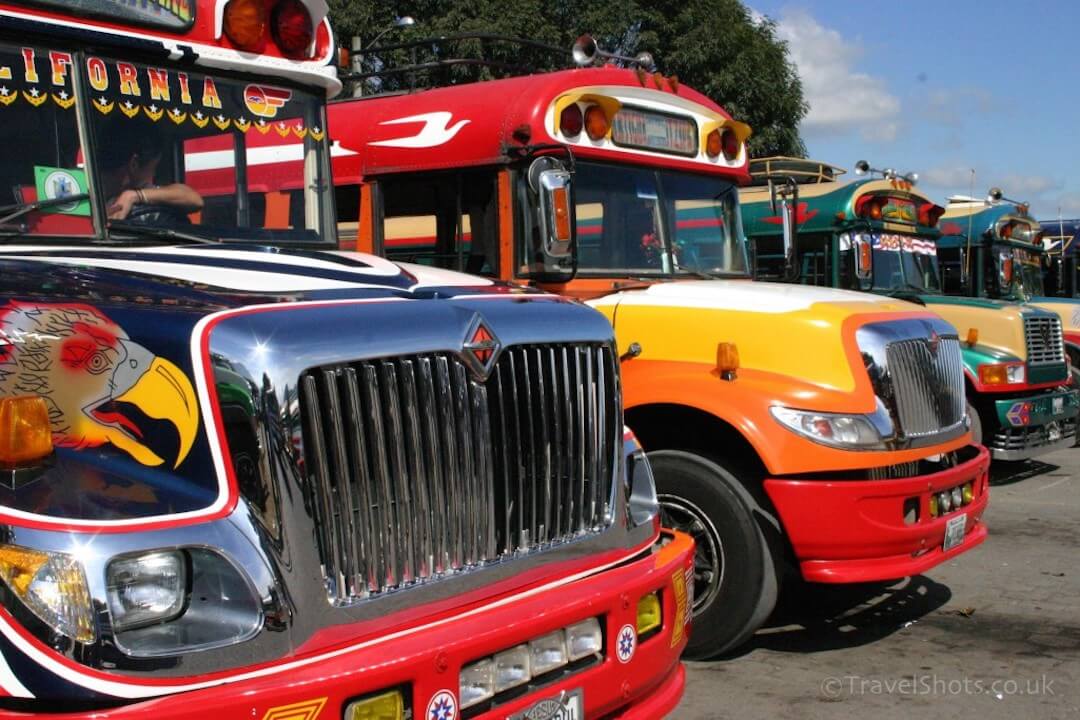 Chicken bus Antigua Guatemala (1)