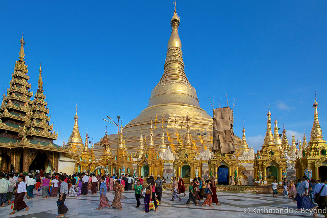 Shwedagon Pagada Yangon Burma (Myanmar)-2