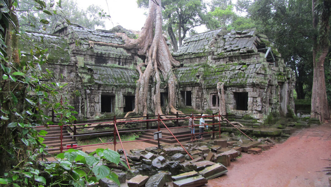 Ta Phrom Angkor Cambodia Sep 2013-1