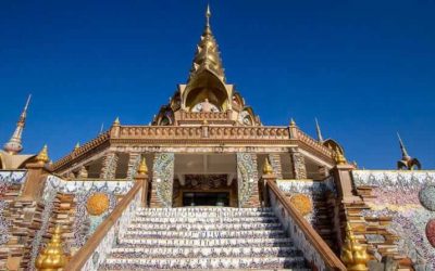 Travel Shot | Wat Phra Dhat Phasornkaew in Thailand