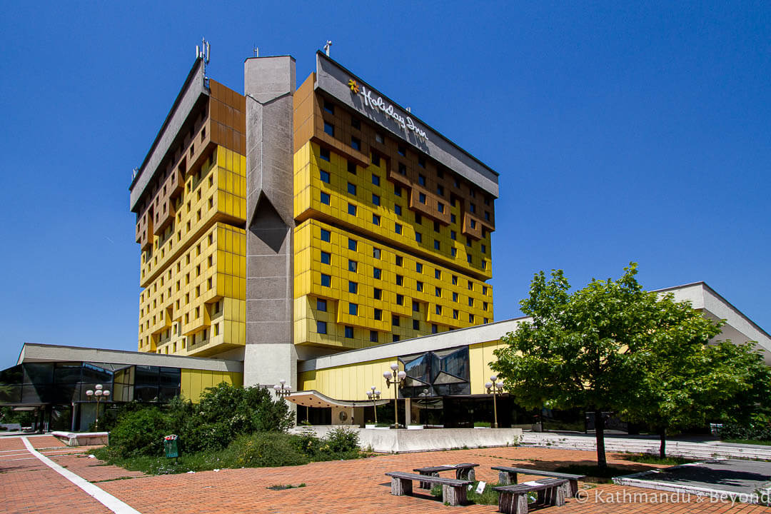 Hotel Holiday (formerly Holiday Inn) in Sarajevo, Bosnia and Herzegovina | Modernist | Socialist architecture | former Yugoslavia