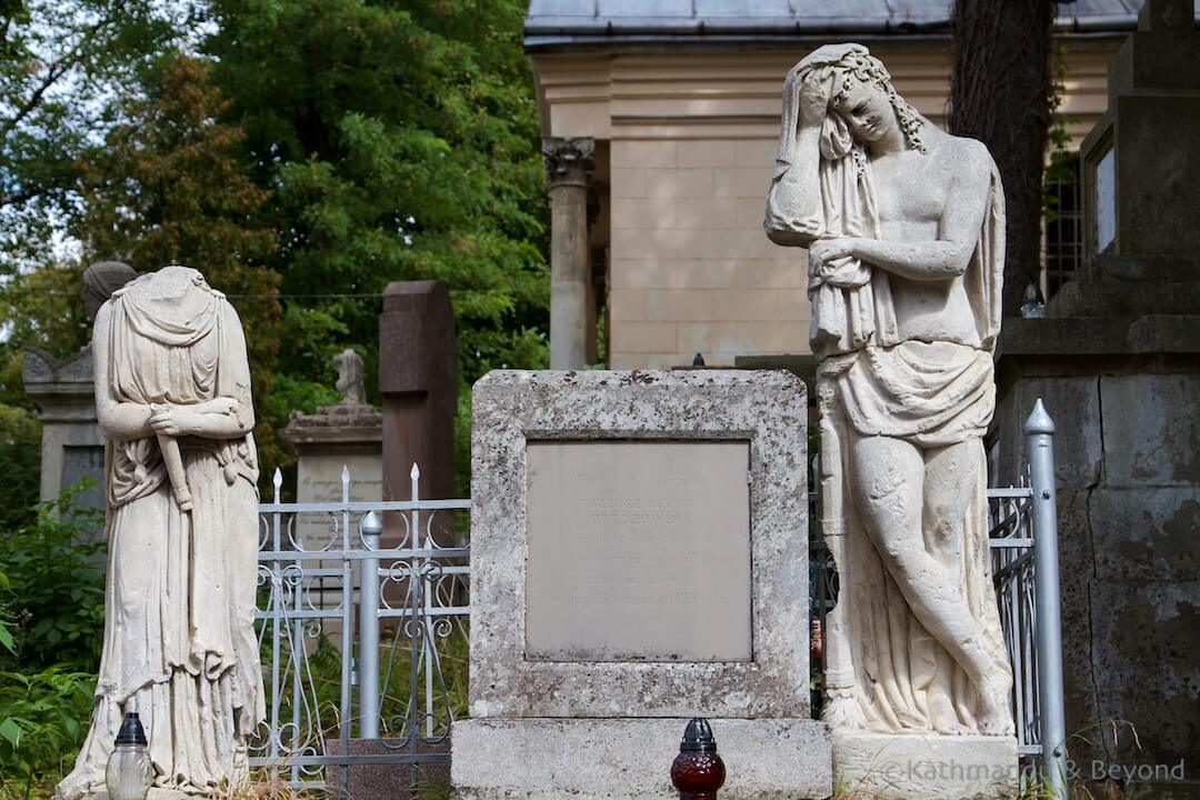 Lychakivske Cemetery Lviv Ukraine (24)