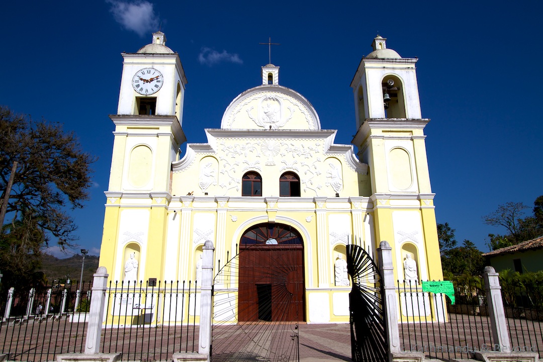 Iglesia de San Marcos Gracias Honduras (1)