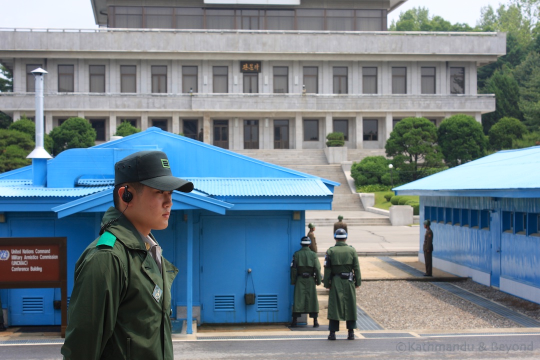 Pan Mun Jom (DMZ) South Korea 11