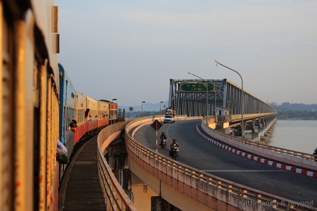 Yangon to Mawlamyine train Burma (Myanmar) 33