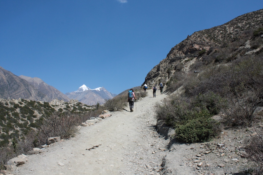 Around Annapurna. En route Manang to Letdar 2