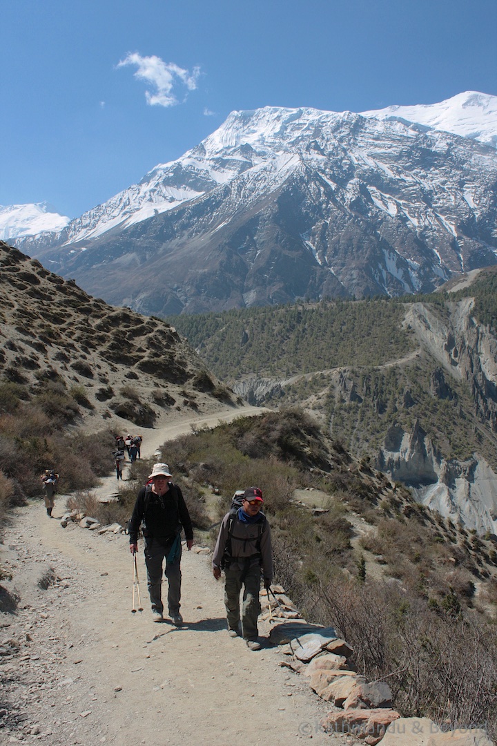 Around Annapurna trek. En route Manang to Letdar 3