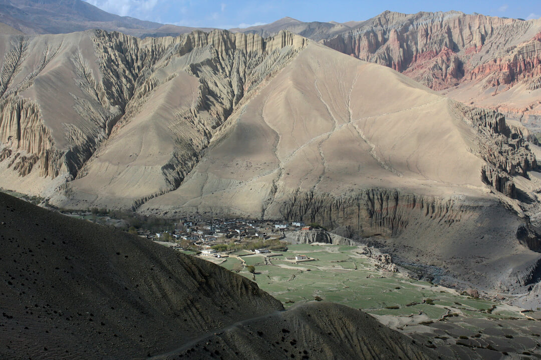 Upper Mustang. En route Syangboche to Ghemi 6