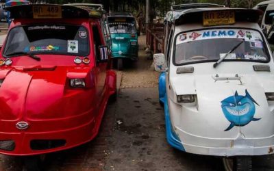 Uber-Cool Tuk-Tuk – Ayutthaya’s wacky motorised 3-wheelers