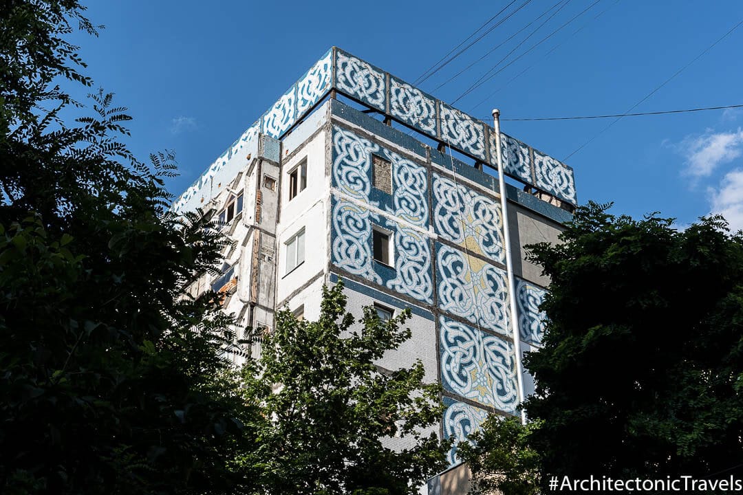 Apartment Building ”Tashkent" in Chisinau, Moldova | Modernist | Soviet architecture | former USSR