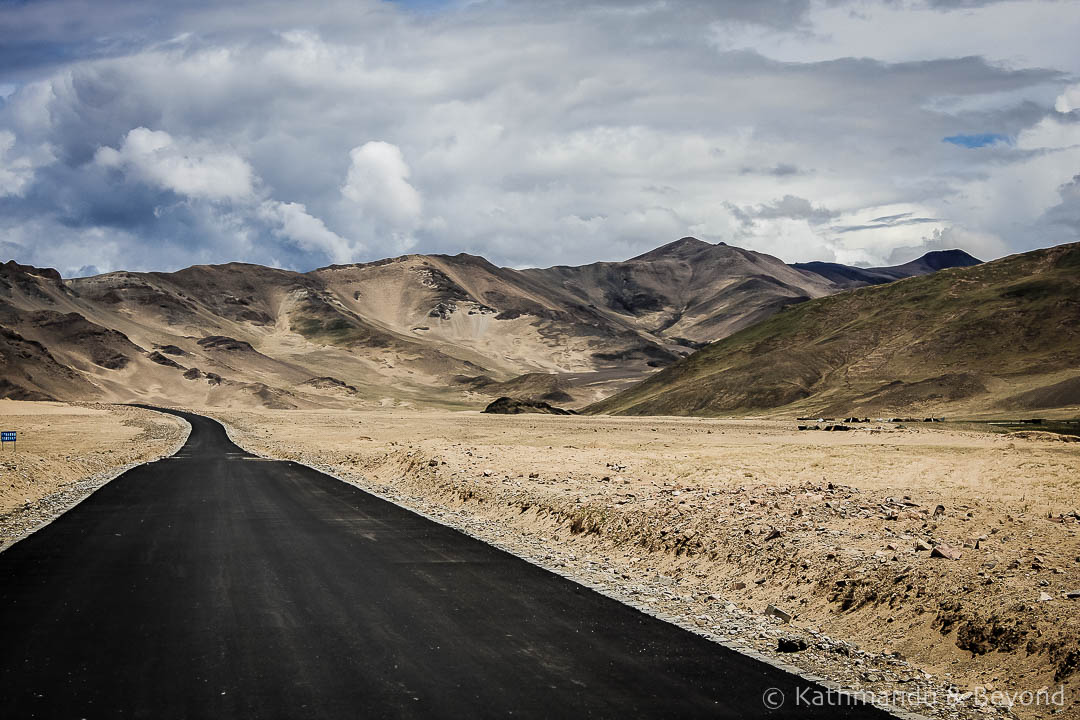 En route from Saga to Zhangmu 10 Tibet