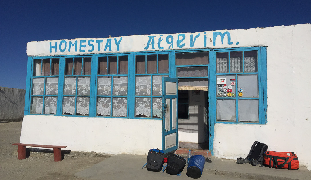 Homestay Aigerim Karakul Pamir Highway Tajikistan_