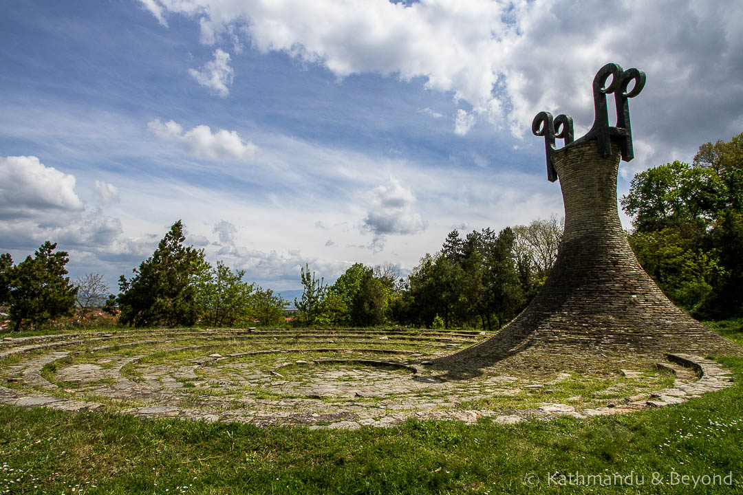 Monument to the Revolution Leskovac Serbia-8