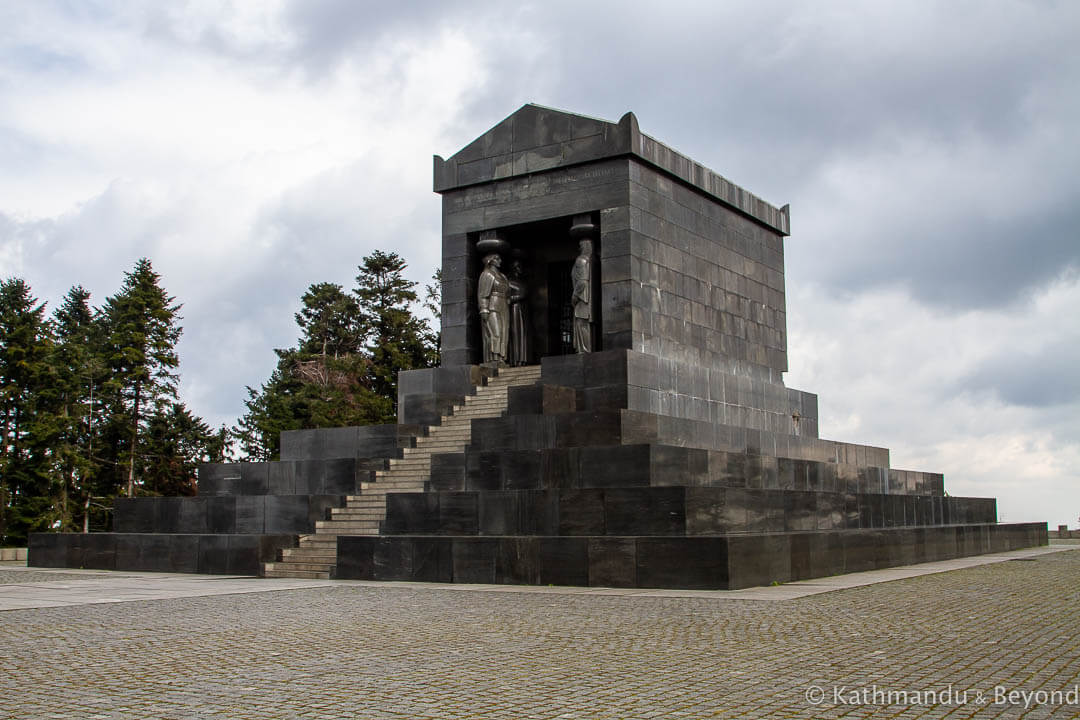 Monument to the Unknown Hero Avala Mountain Serbia-17-2