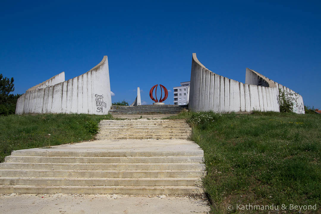 Partisan Martyrs Cemetery (Monument to Serbian and Albanian Fallen Fighters) Pristina Kosovo-2