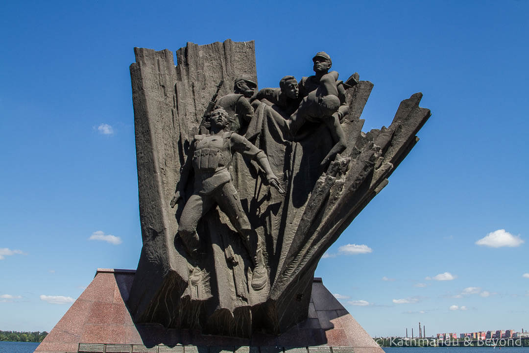 Monument to Soldiers Killed in Afghanistan Dnipro Ukraine-1-10.jpg