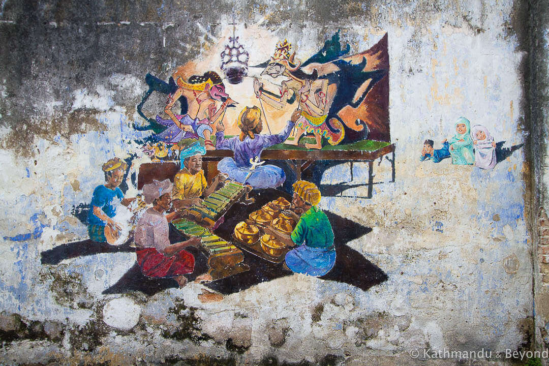 Mural Arts Lane @ Jalan Masjid - Street Art in Ipoh, Malaysia