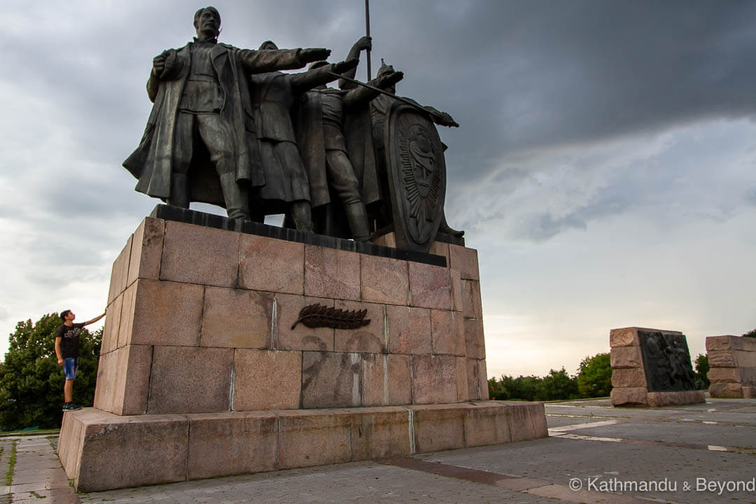 Glory Memorial Chernihiv Ukraine-130