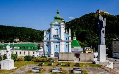 Where to break the journey between Kyiv and Lviv in Ukraine