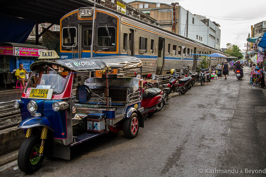 Wongwian Yai Railway Station Thonburi Bangkok Thailand_-3