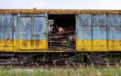 Abandoned Thailand: Railway Carriages in Chumphon