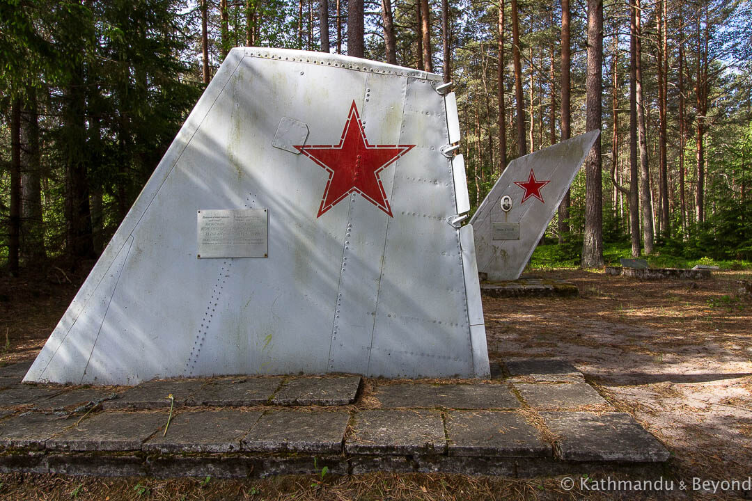 Amari Pilots Cemetery Amari Estonia-4