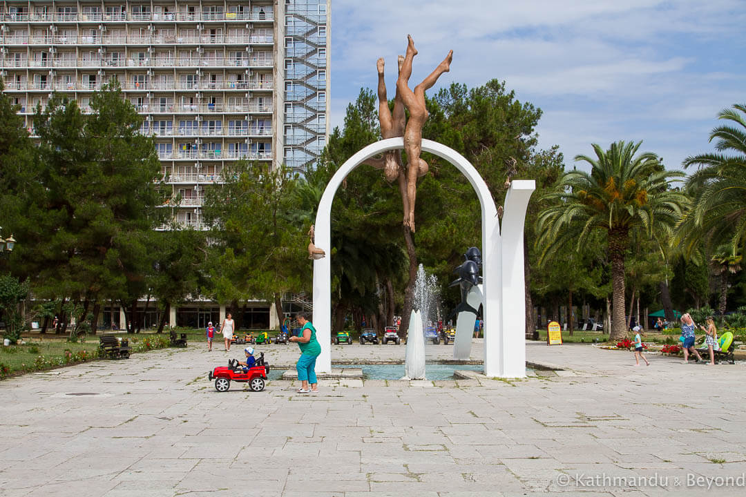 The Sea (Pearl Divers) Monument Pitsunda Abkhazia-5