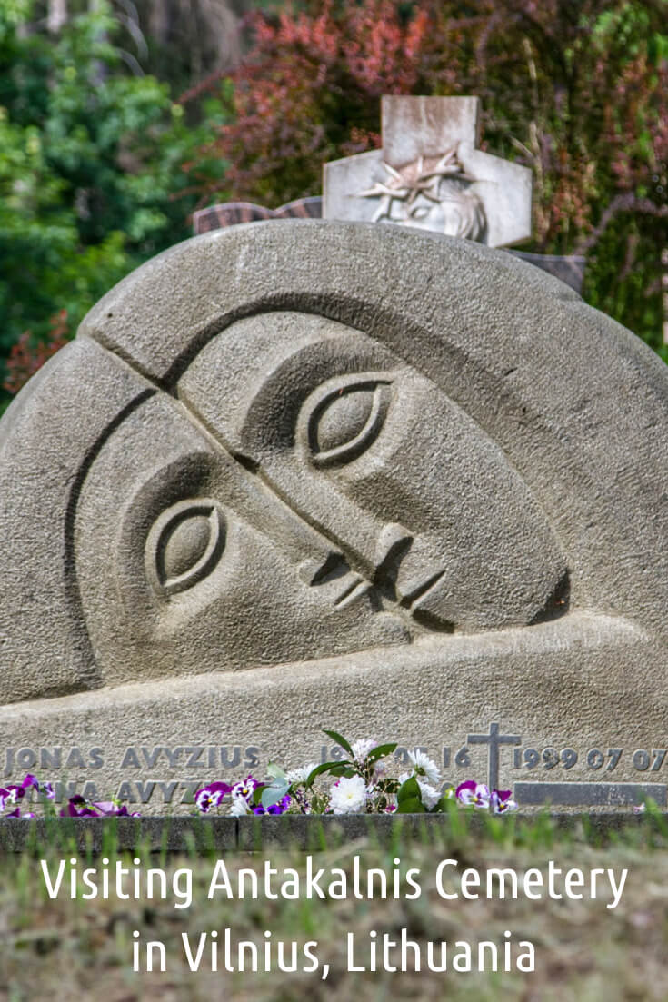 Visiting Antakalnis Cemetery in #Vilnius #Lithuania #travel #europe #tombstonetourist #cemetery #graveyard #darktourism #alternativetravel