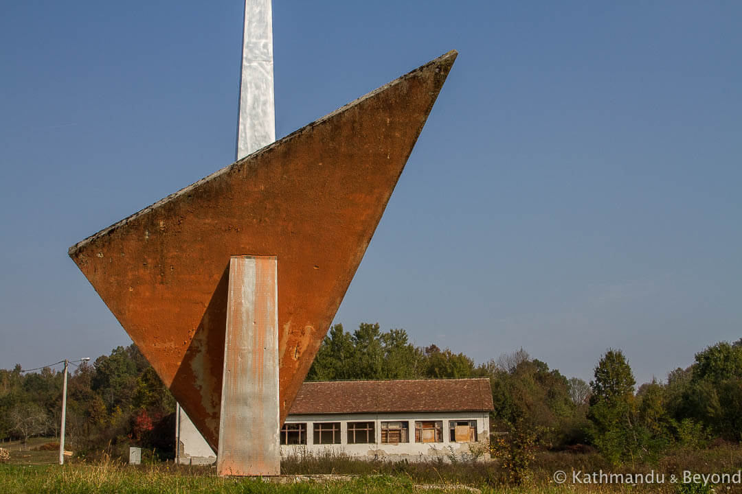 Monument to fallen fighters and victims of fascism from Slabinja Slabinja Croatia-5