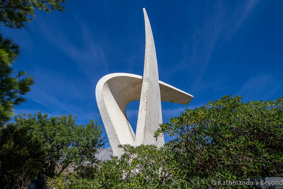 Seagull Wings Monument Podgora Croatia-11