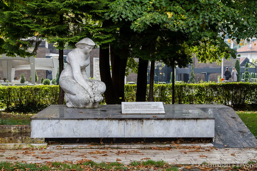 Memorial Mother (Monument to Anti-Fascism) Travnik Bosnia and Herzegovina-6