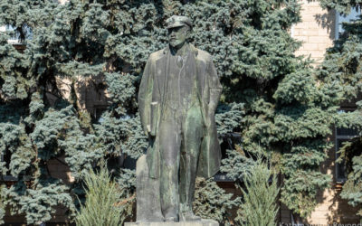 Monument to Vladimir Lenin