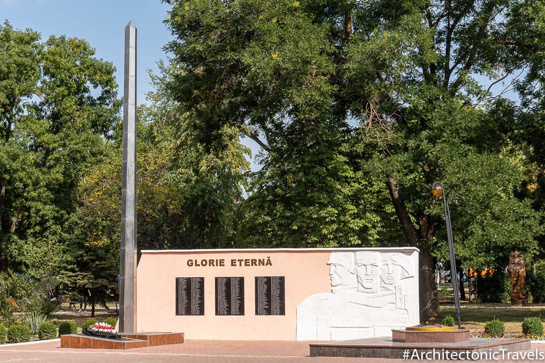 Monument to the Defenders of Cahul (Eternal Flame) Cahul Moldova-6