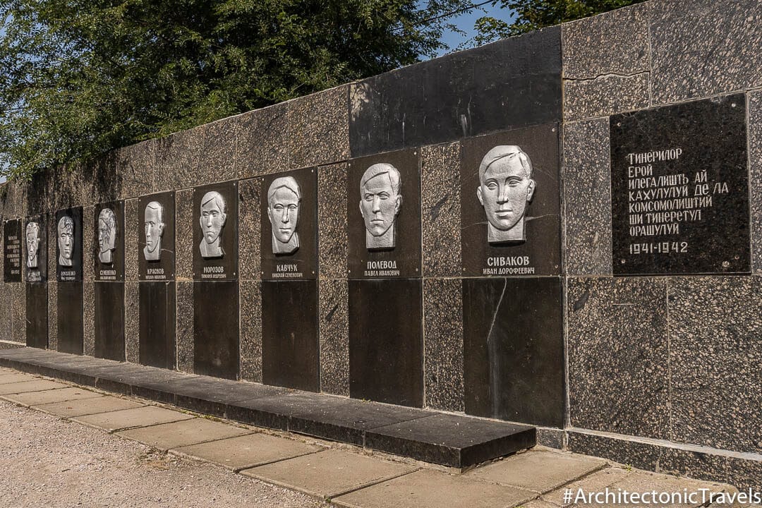 Monument to the Underground Workers Cahul Moldova-7