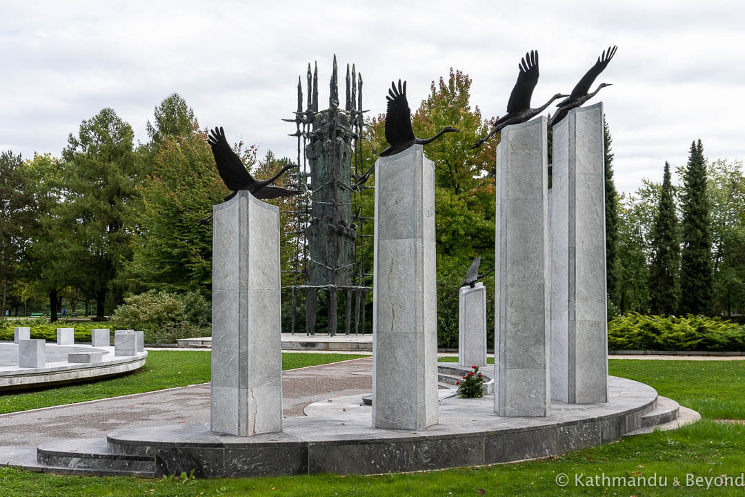 Alternative Ljubljana - Monument to the Sons of Russia and the Soviet Union Falling in both World Wars Zale Cemetery Ljubljana Slovenia