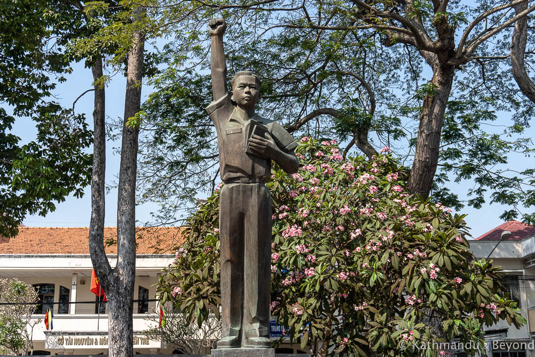 Monument to Tran Van On Ben Tre Vietnam-7