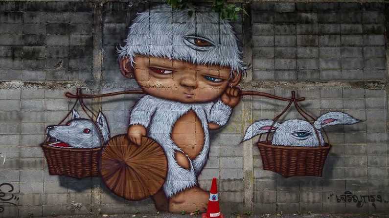 Street Art near Hua Lamphong Station in Bangkok, Thailand