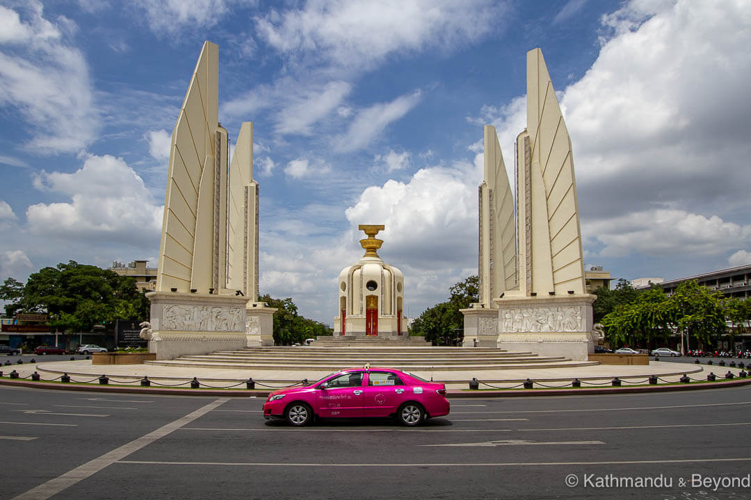 Democracy Monument Banglamphu (Phra Nakhon district) Bangkok Thailand (2)