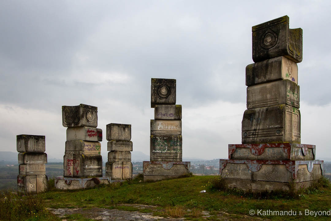 Garavice Memorial Park of the Victims of Fascist Terror in Bihać, Bosnia & Herzegovina | Spomenik | Socialist memorial | former Yugoslavia