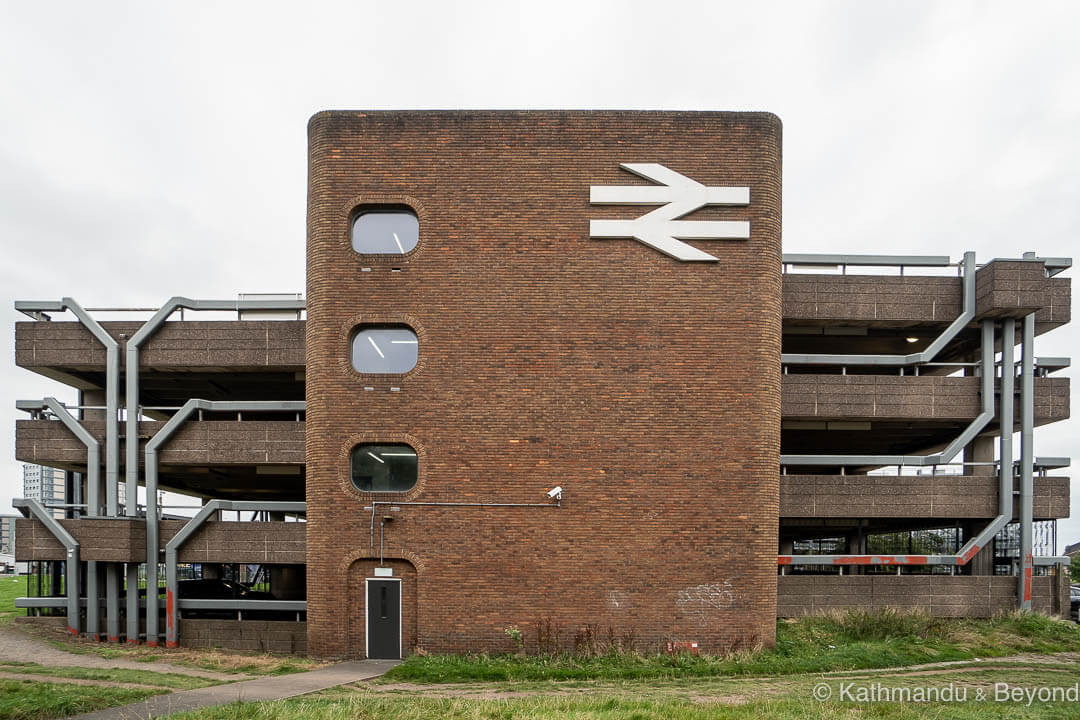 Wolverhampton Railway Station Car Park Wolverhampton England-9