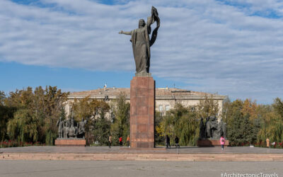 Statue to Martyrs of the Revolution