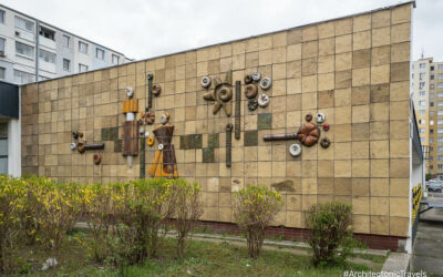 Ceramic relief “Joyful Life”